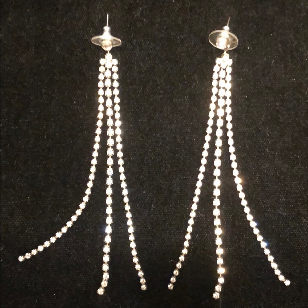 Rhinestones Earnings (Costume Jewelry)